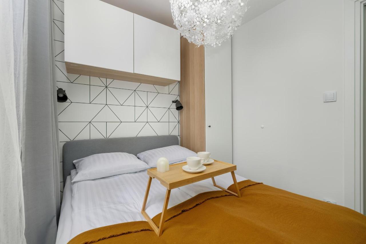 Modernly Arranged Apartments In Katowice By Noclegi Renters Dış mekan fotoğraf